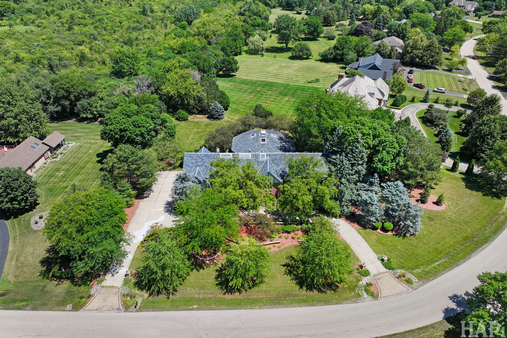 35 Revere Drive Property Photo 4