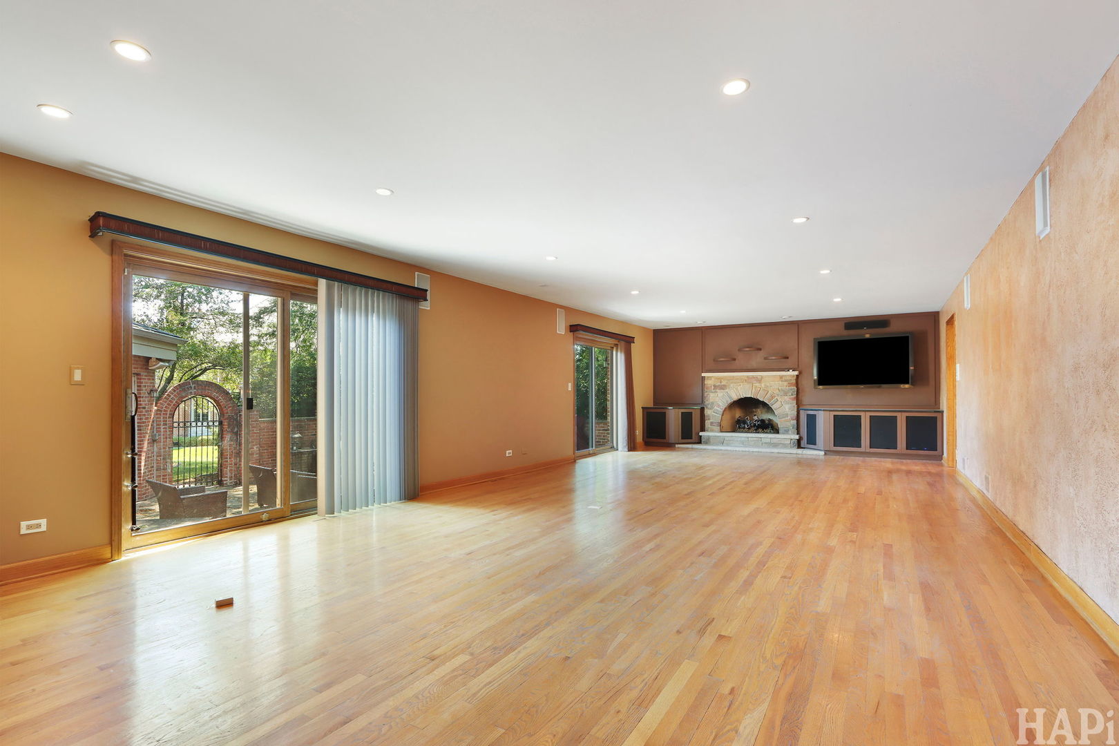 35 Revere Drive Property Photo 10