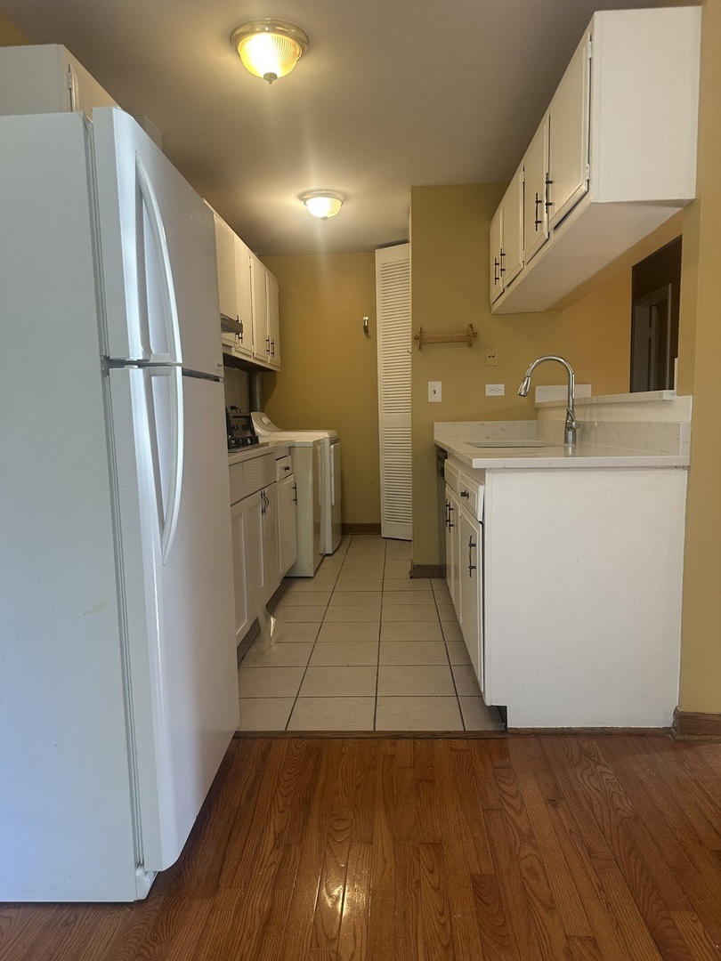 1284 Prairie Avenue D Property Photo 6