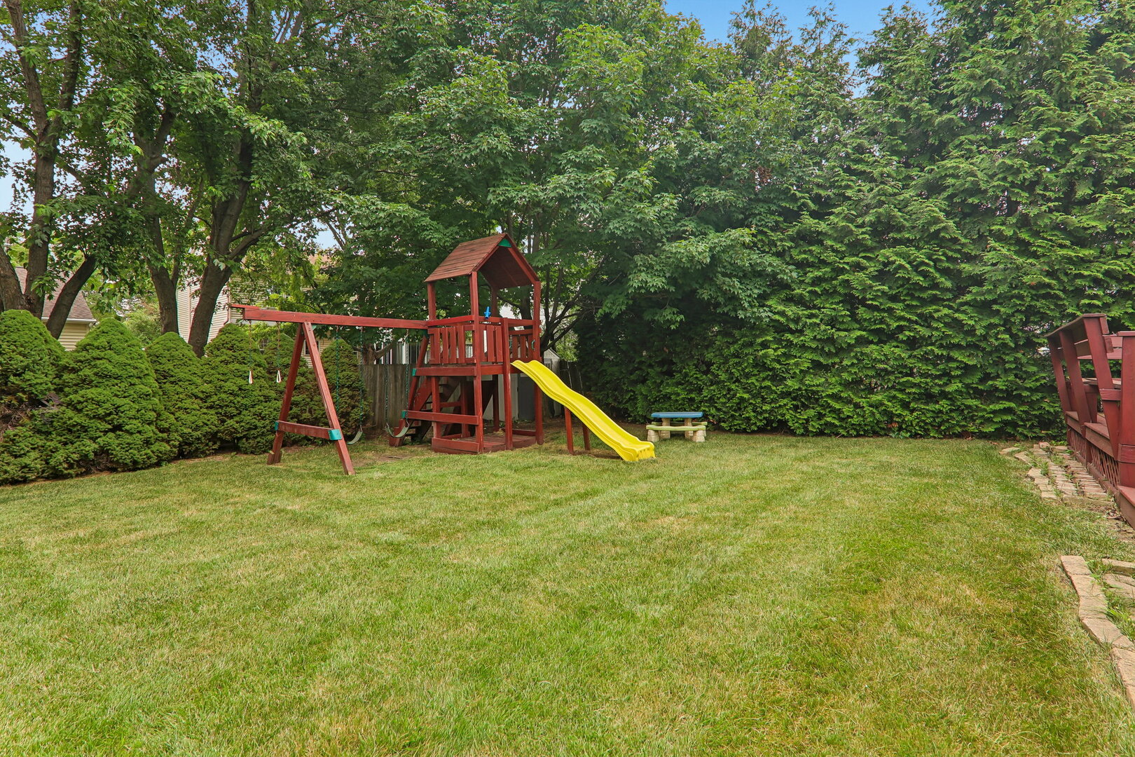 341 Dorchester Lane Property Photo 42