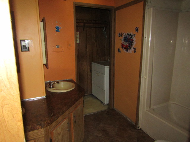 302 Dunn Street Property Photo 14