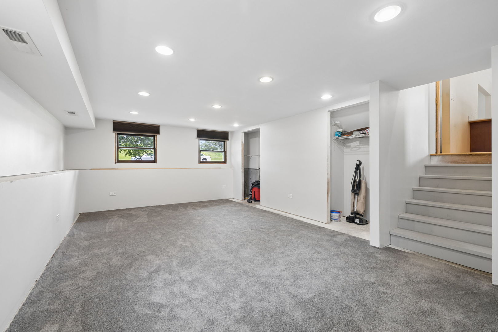 4415 Yender Avenue Property Photo 10