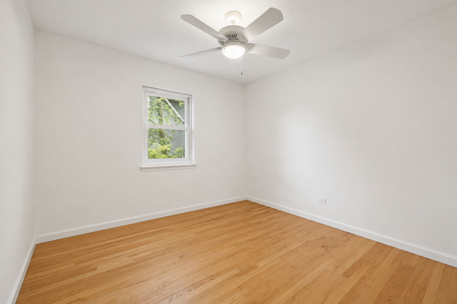 4415 Yender Avenue Property Photo 24