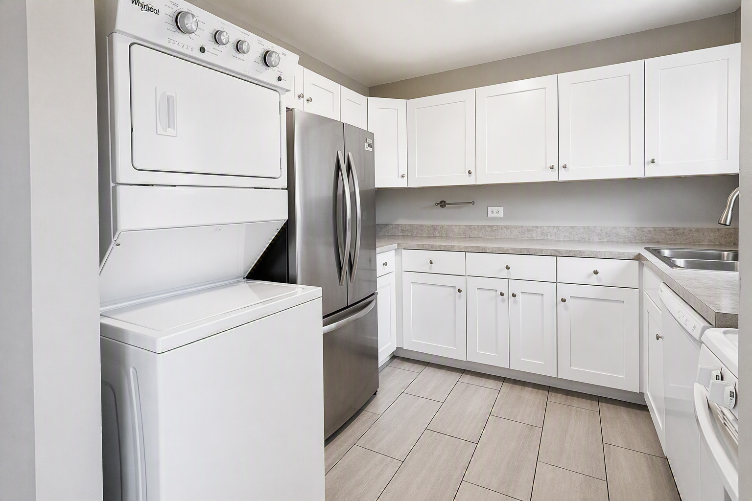 1009 Bayside Drive Property Photo 5