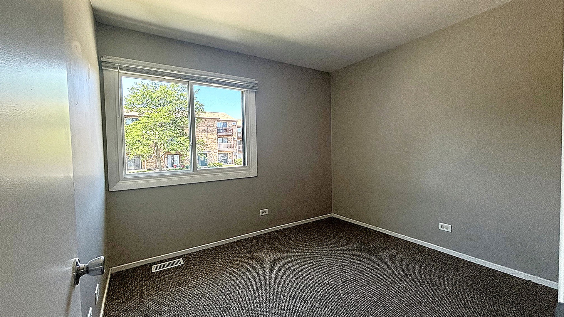 1009 Bayside Drive Property Photo 10
