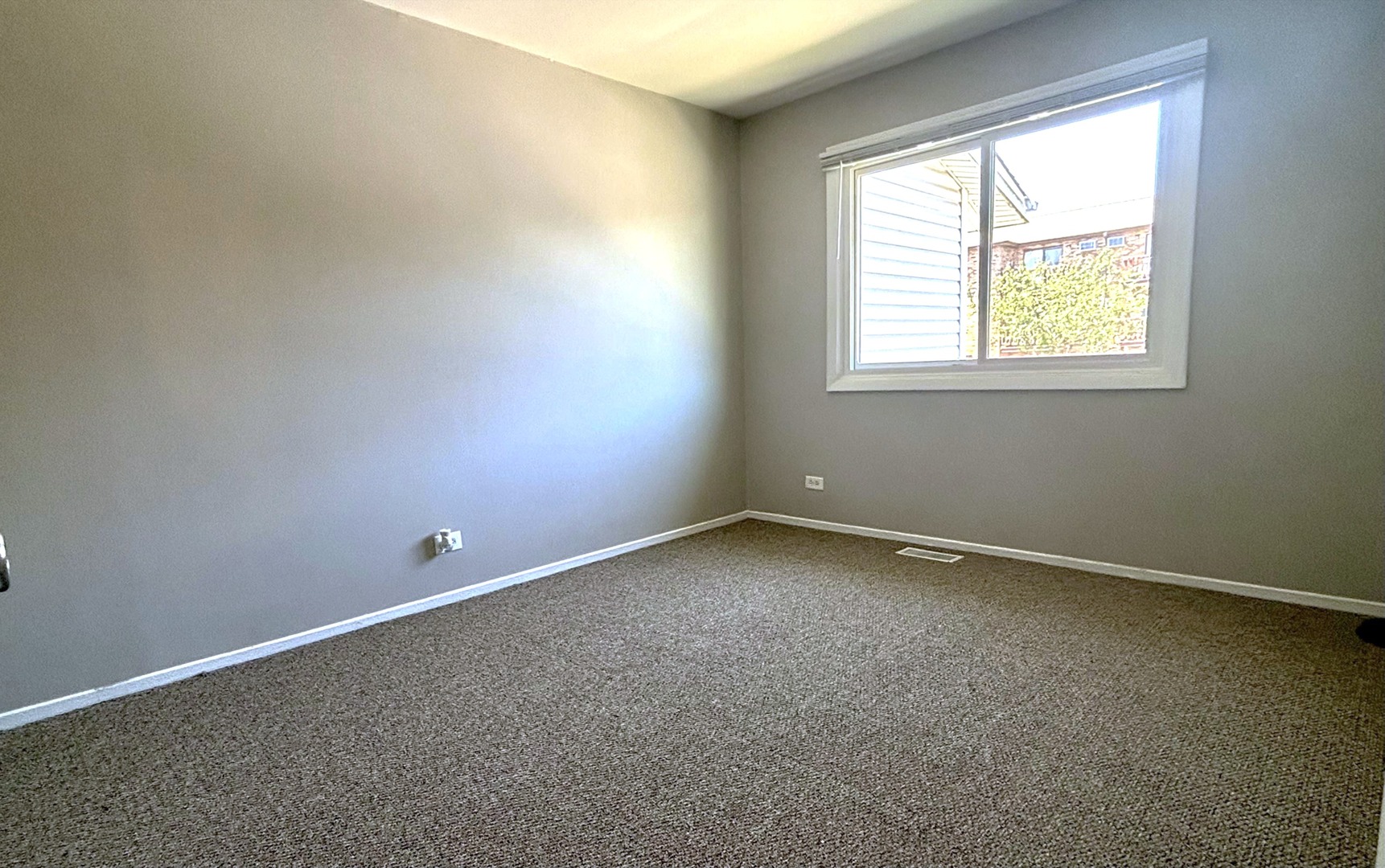 1009 Bayside Drive Property Photo 11