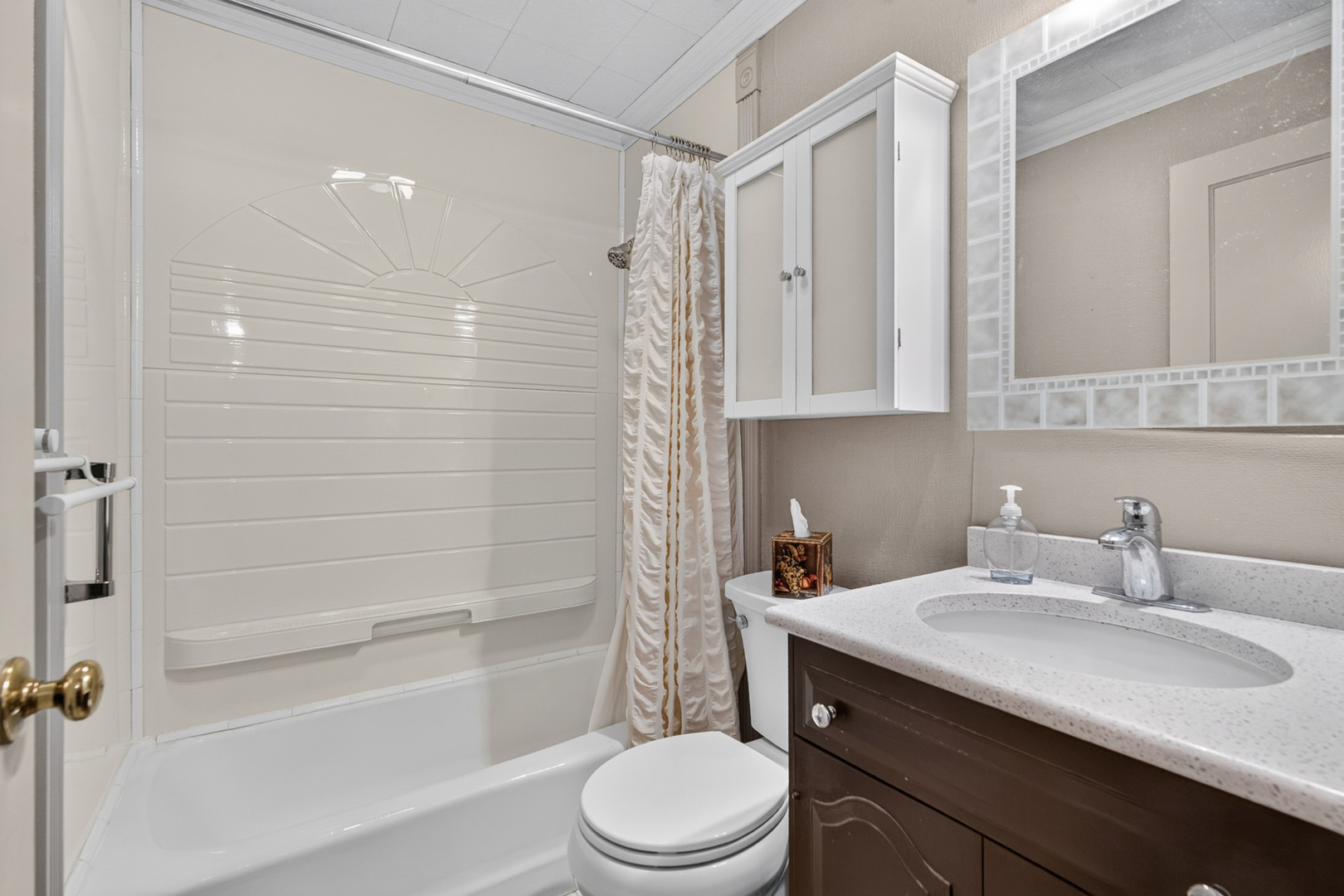 474 Sunset Drive Property Photo 13