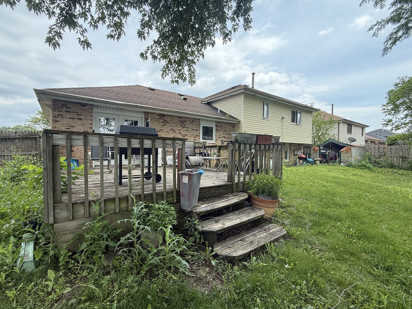 15226 Oxford Drive Property Photo 8