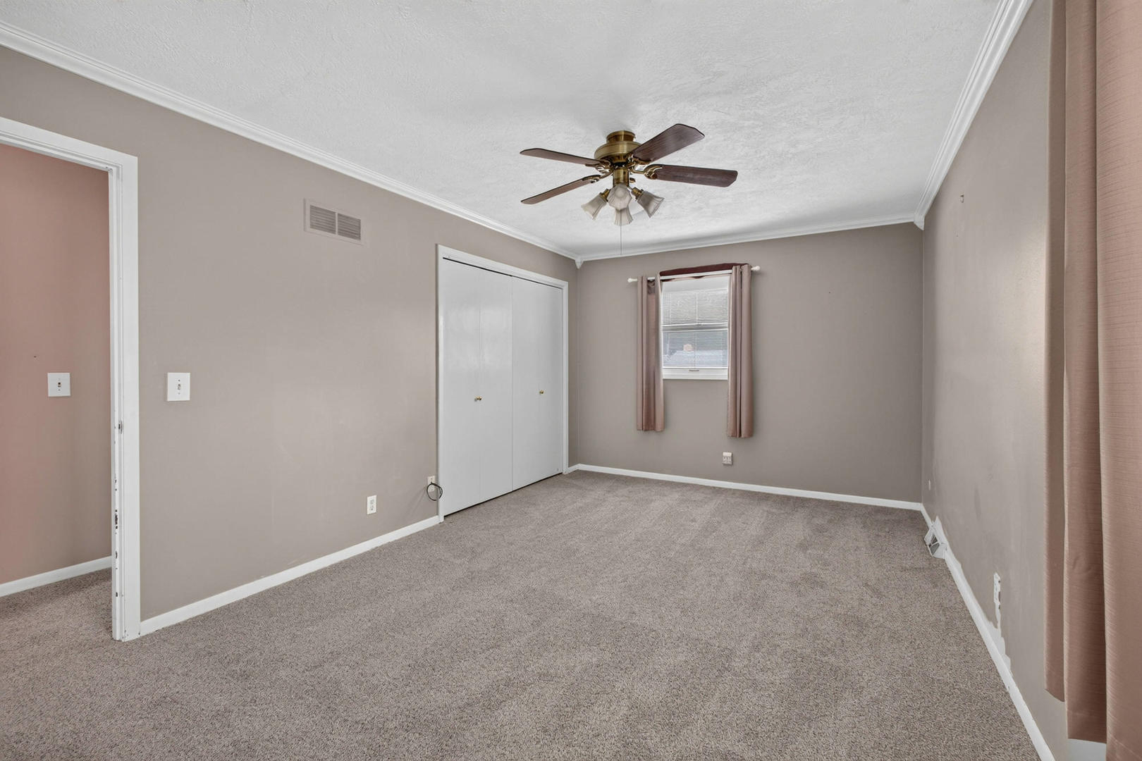 1319 Denniston Avenue Property Photo 24