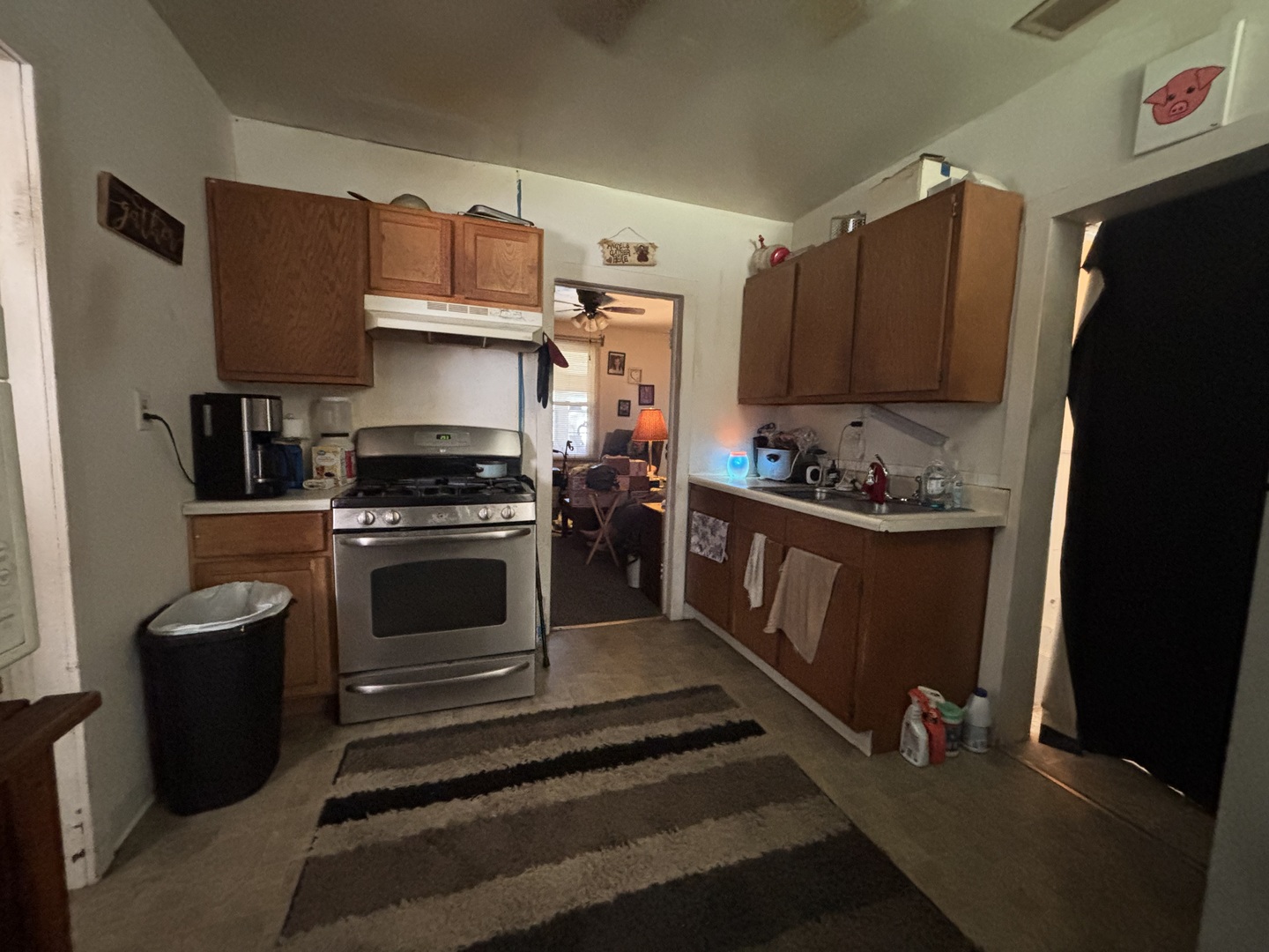 747 20th Street Property Photo 4
