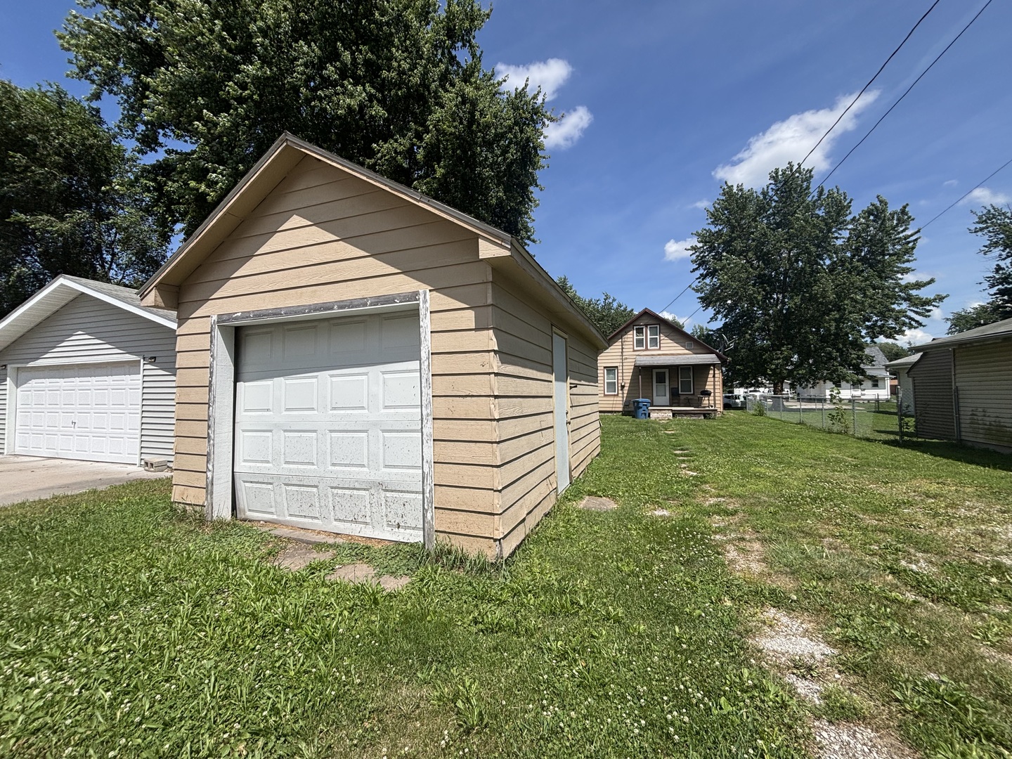747 20th Street Property Photo 10