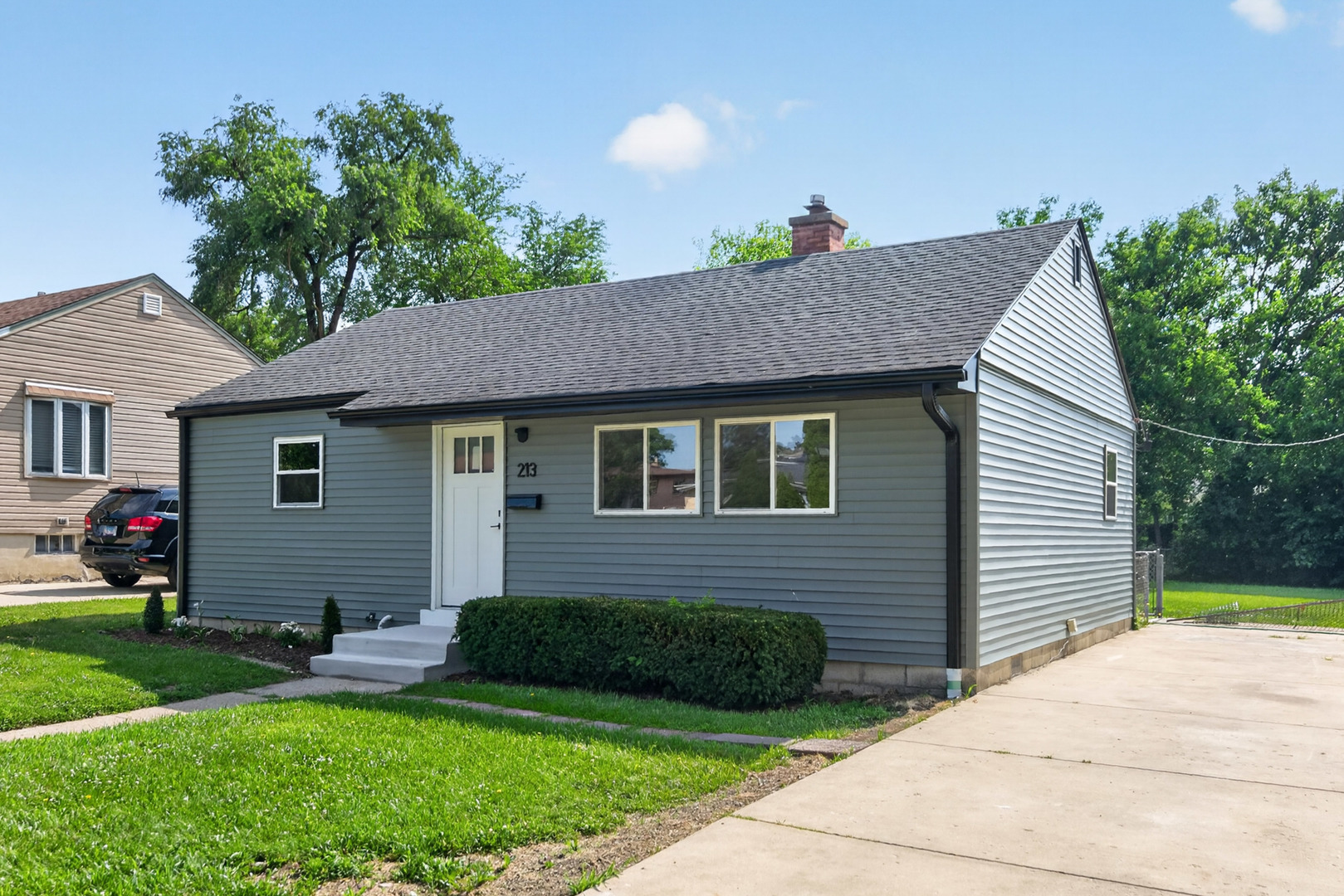 213 May Street Property Photo 1