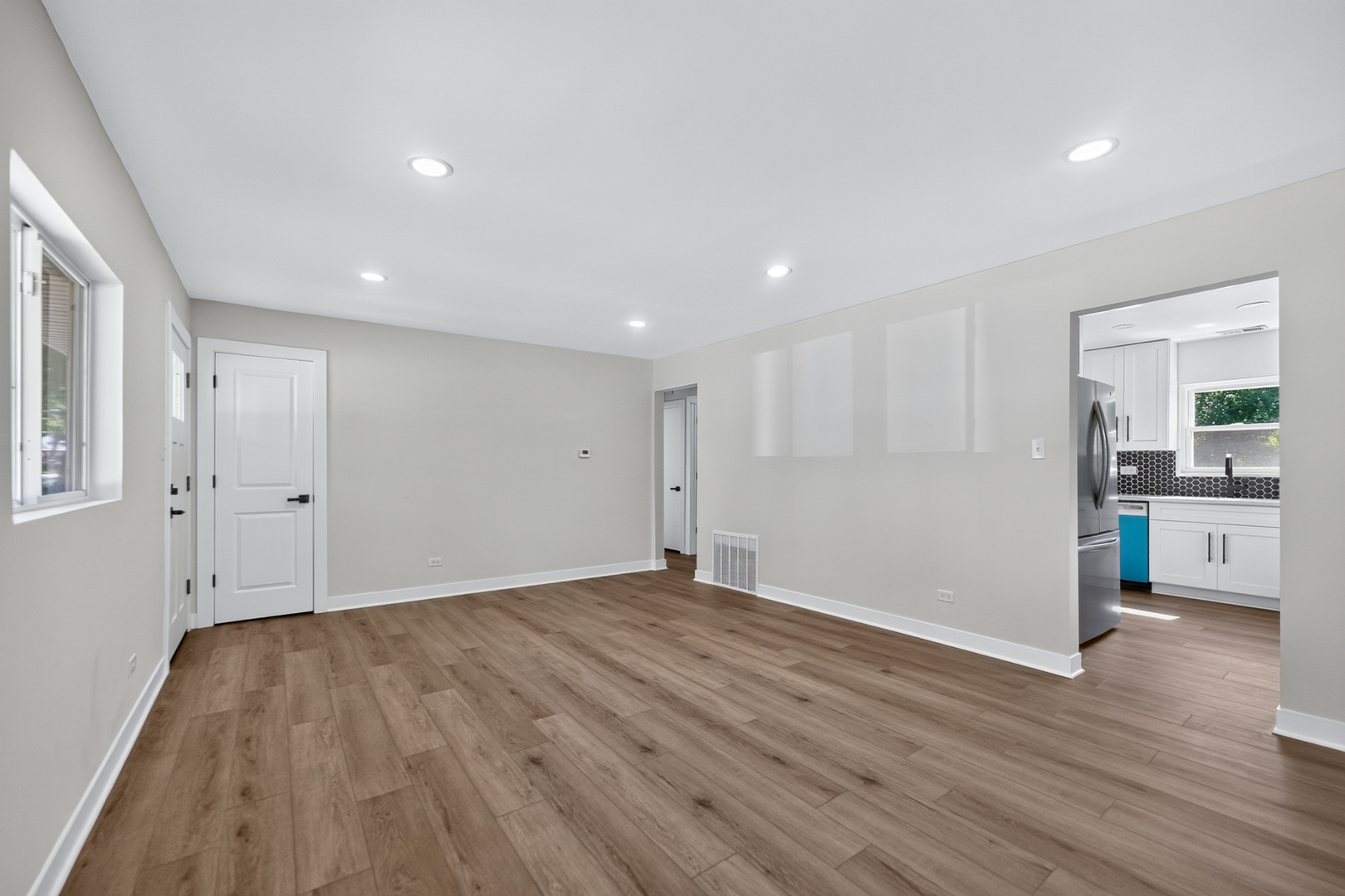 213 May Street Property Photo 10