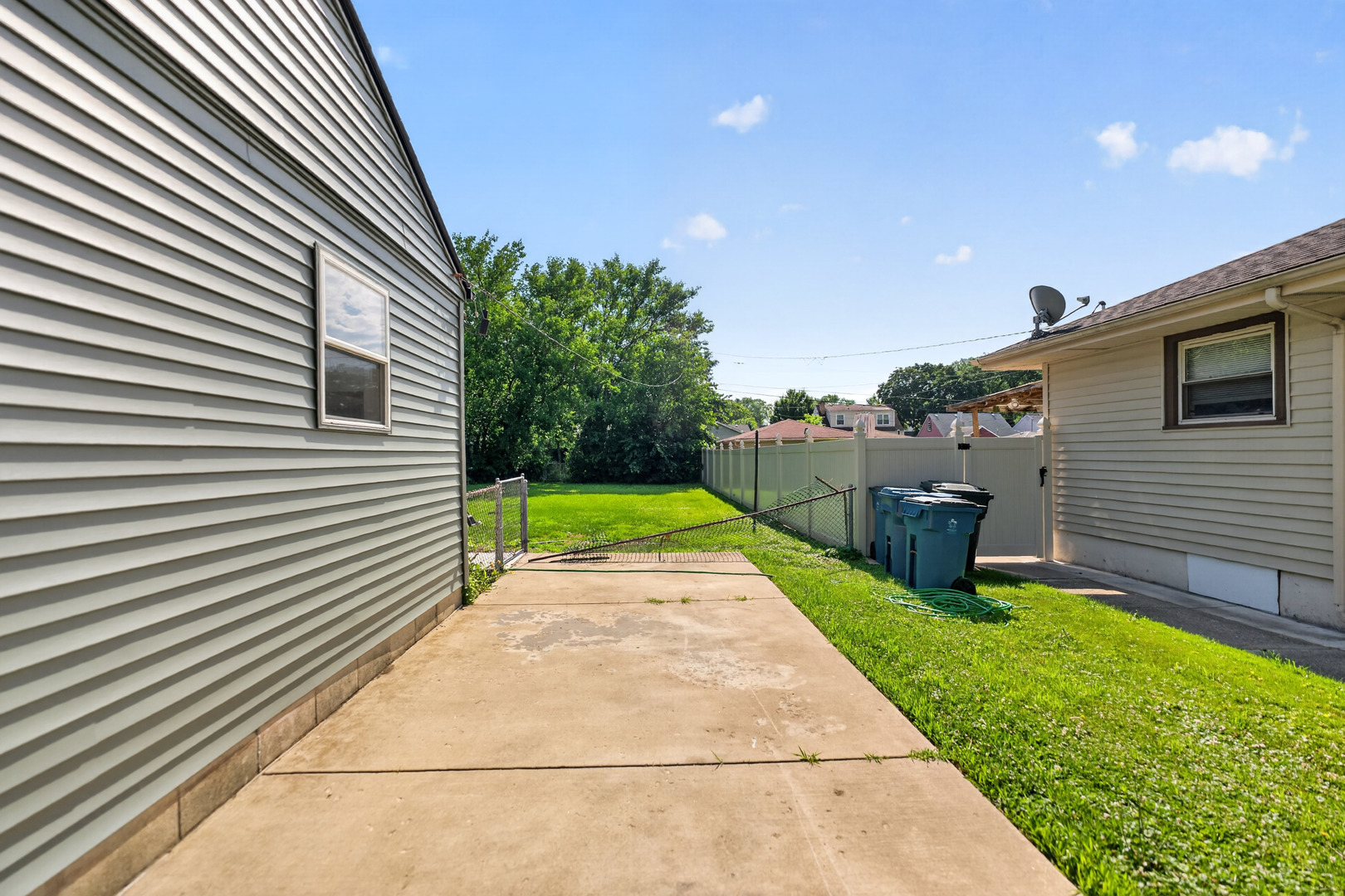 213 May Street Property Photo 23