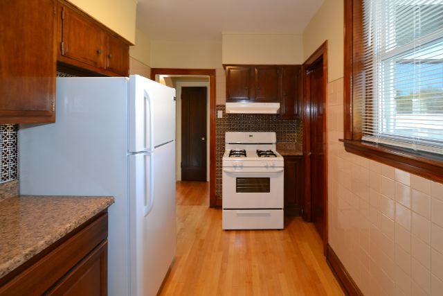 6326 N Artesian Avenue 3r Property Photo 3