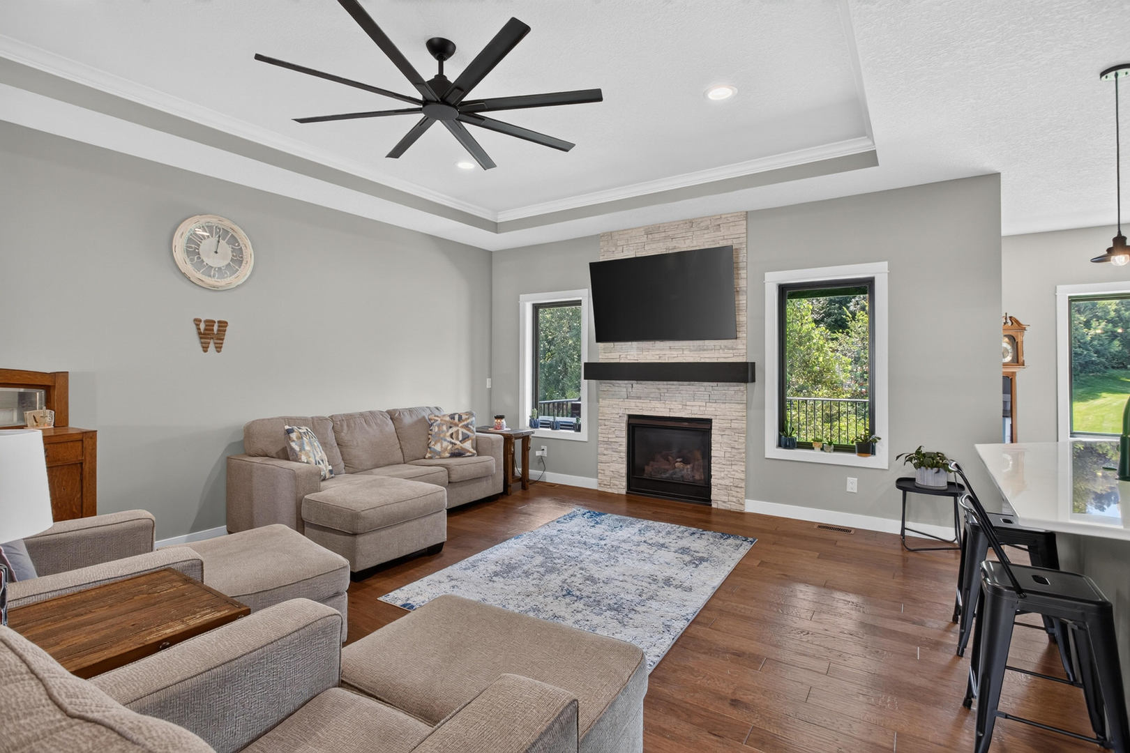 7113 Spring Creek Drive Property Photo 6