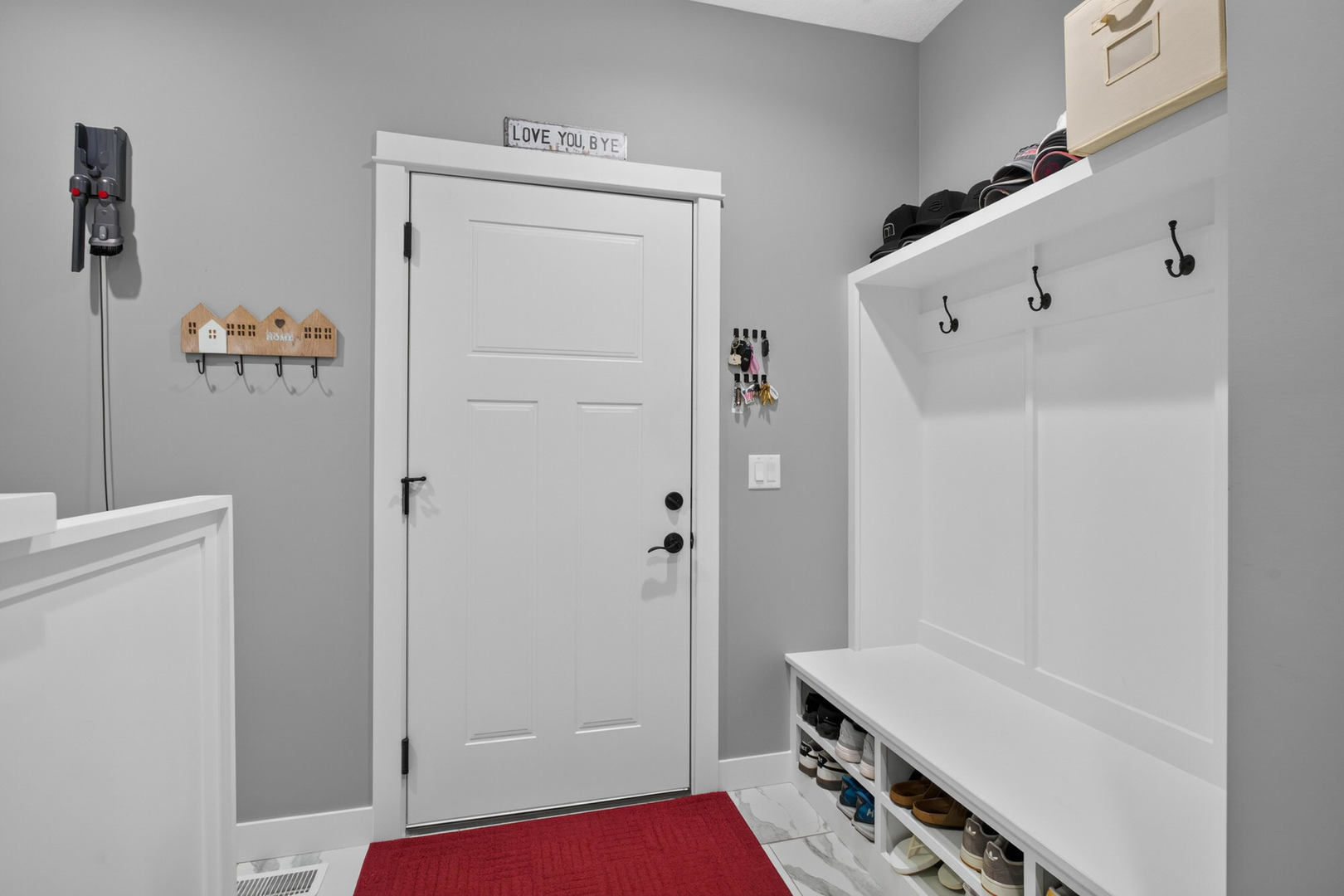 7113 Spring Creek Drive Property Photo 16