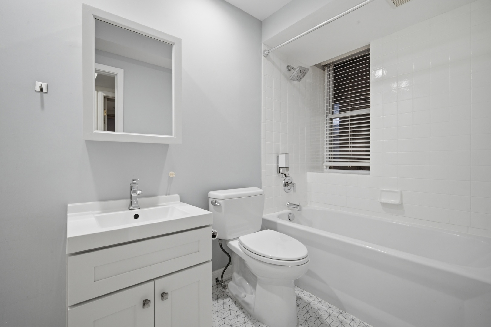 626 W Buckingham Place 1e Property Photo 22