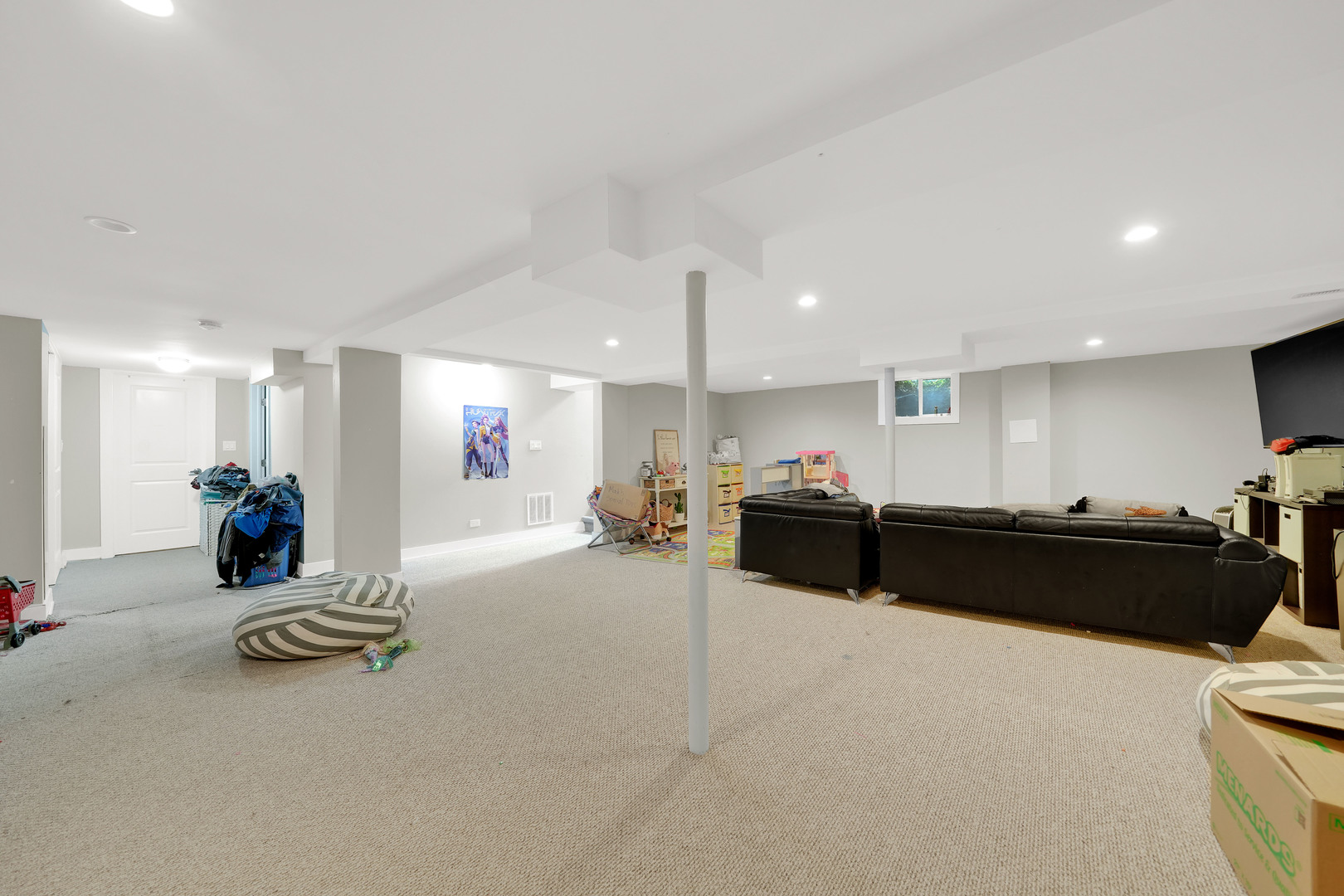 5141 Touhy Avenue Property Photo 17
