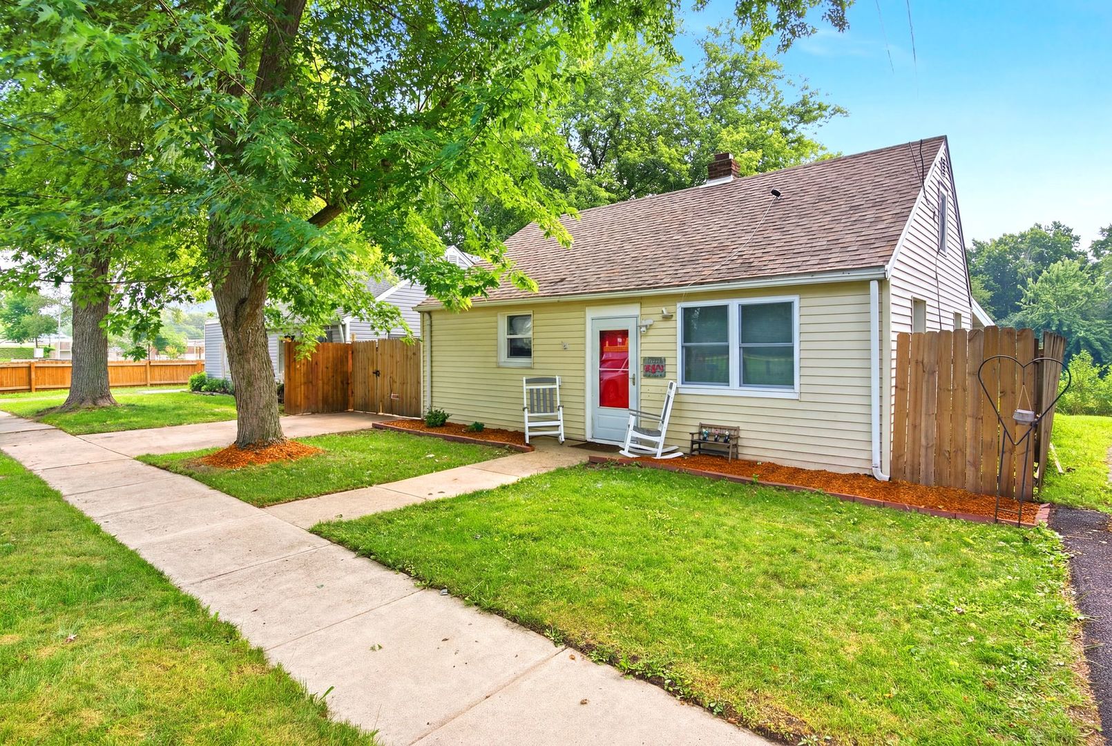 12705226 Property Photo 3
