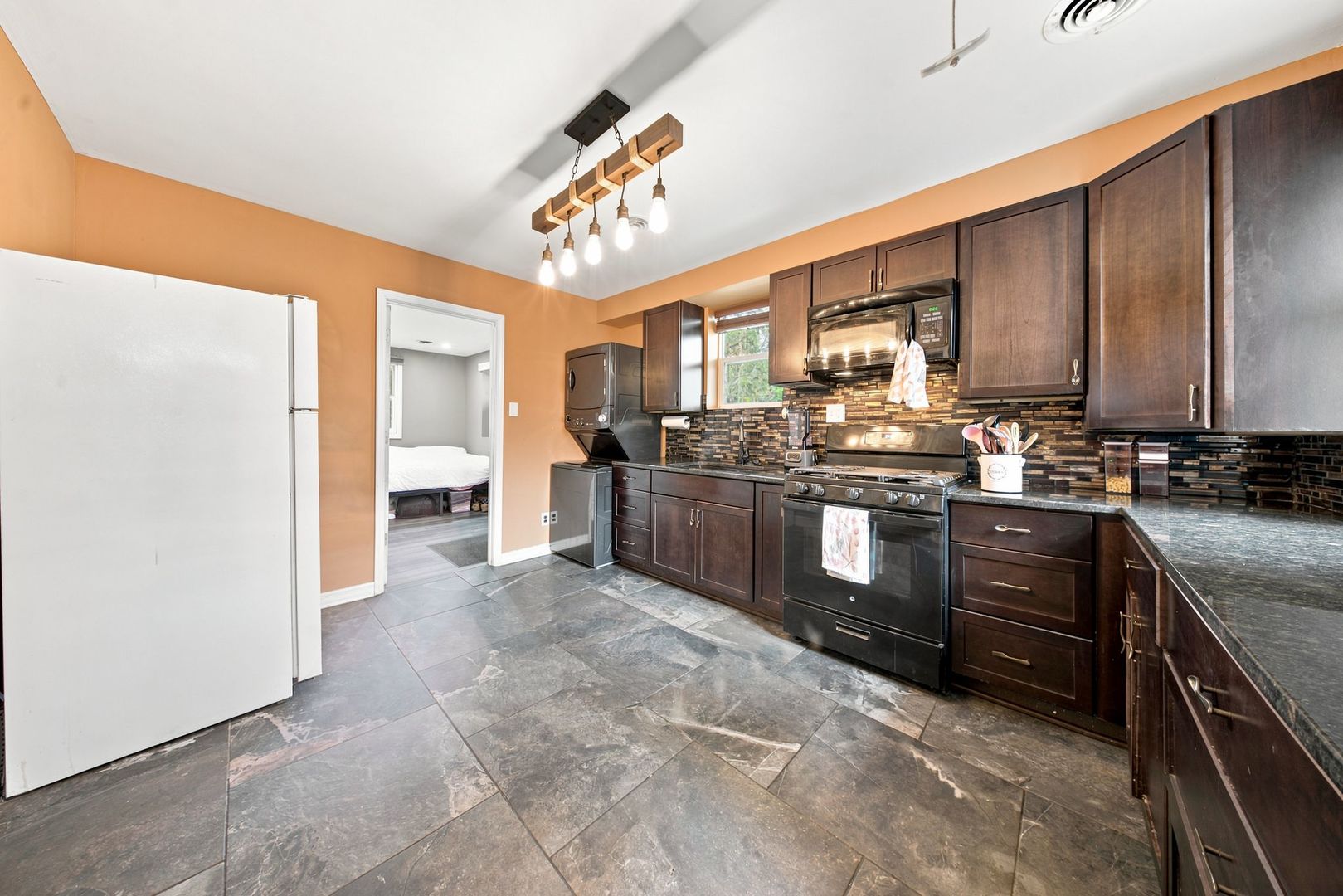 12705226 Property Photo 4