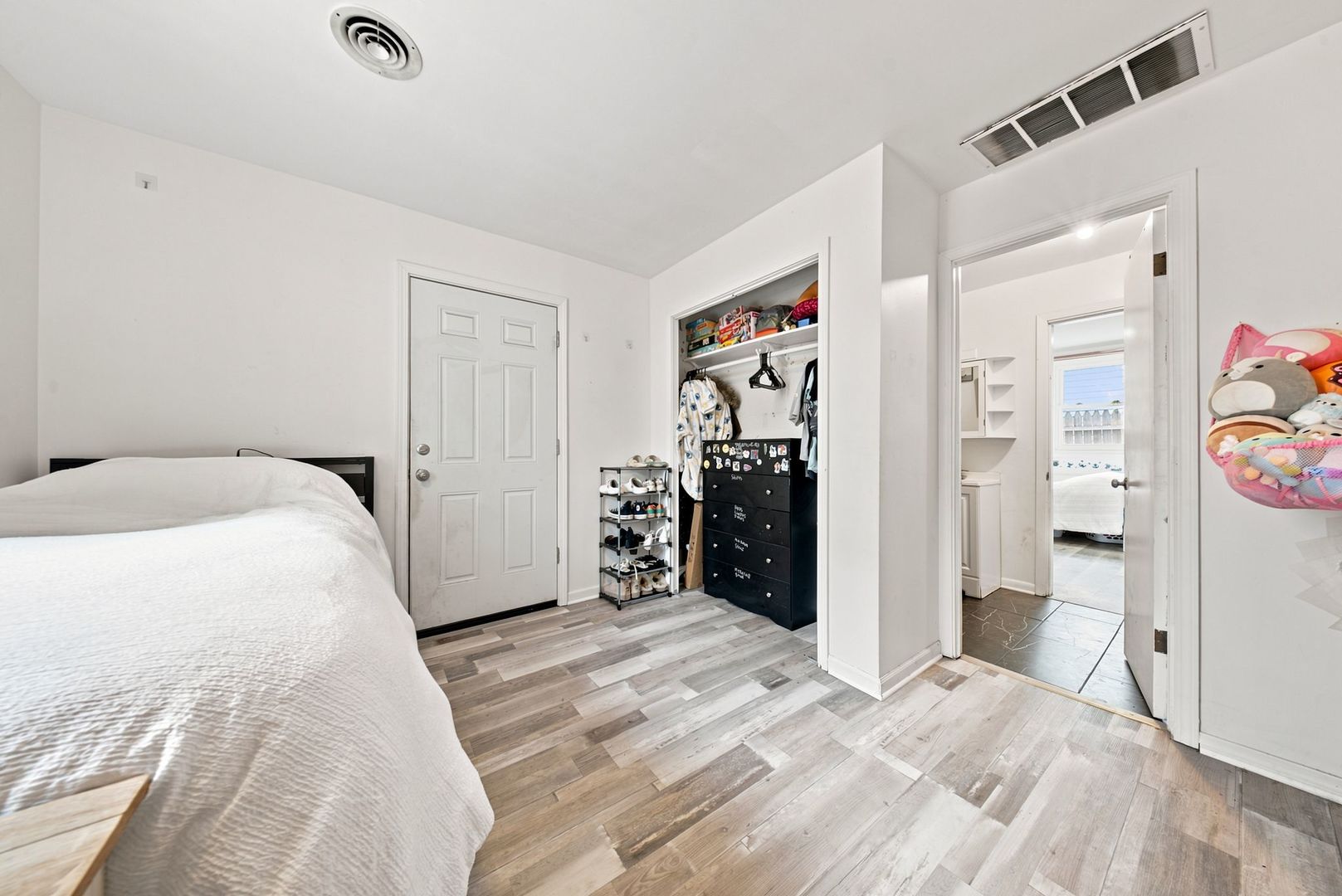 12705226 Property Photo 9