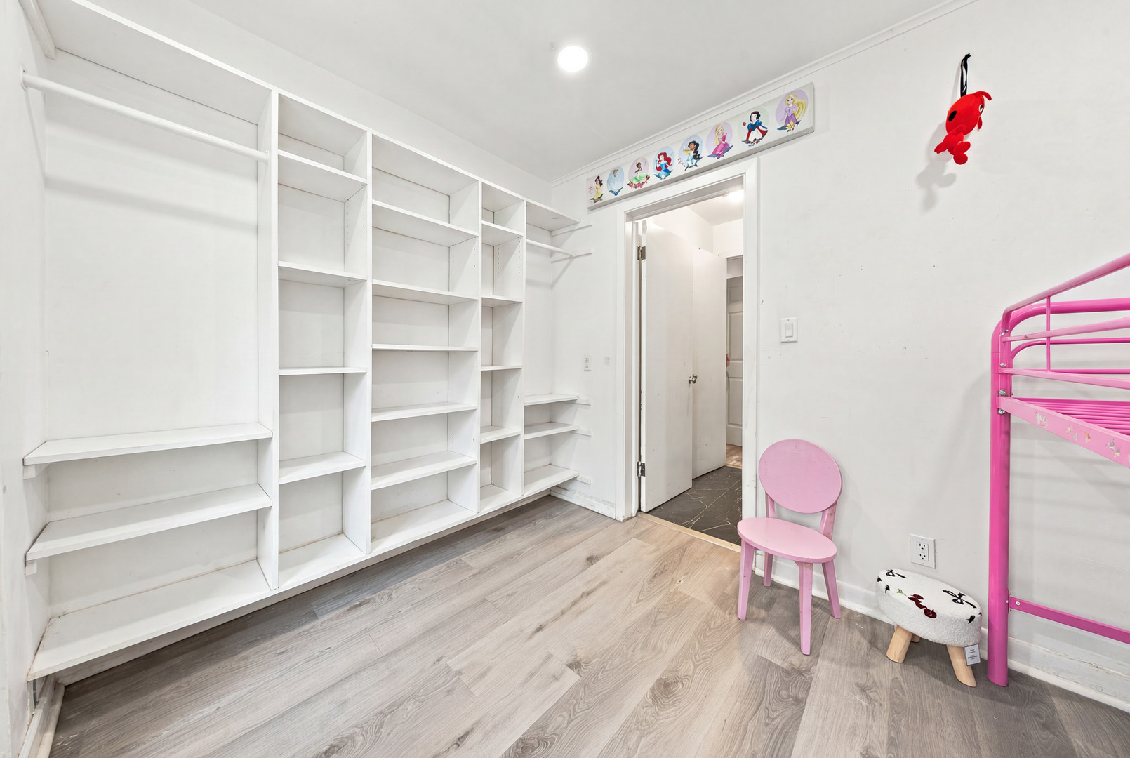 12705226 Property Photo 16