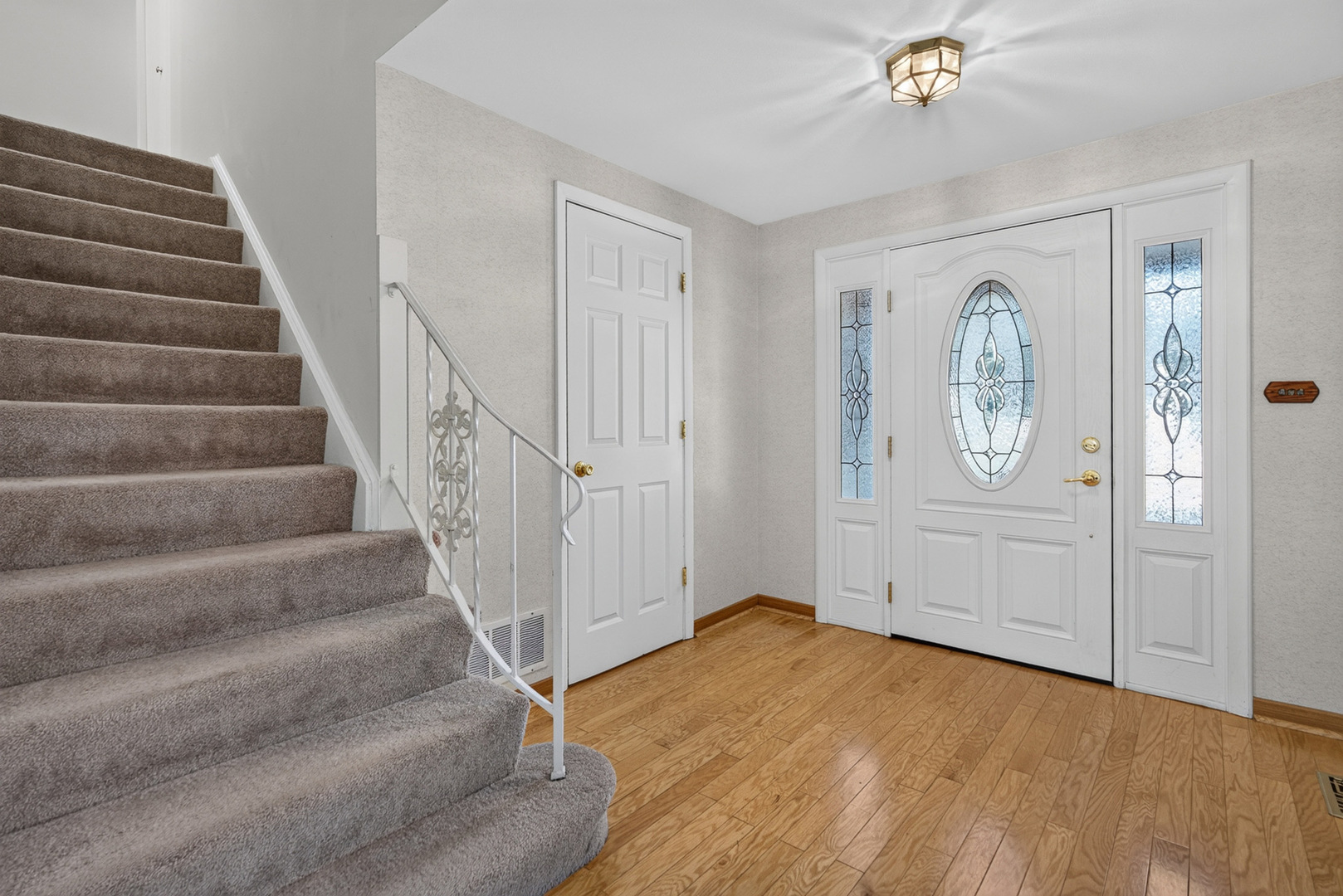 12705228 Property Photo 3