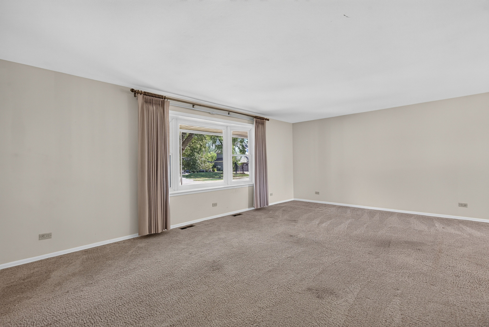 12705228 Property Photo 5