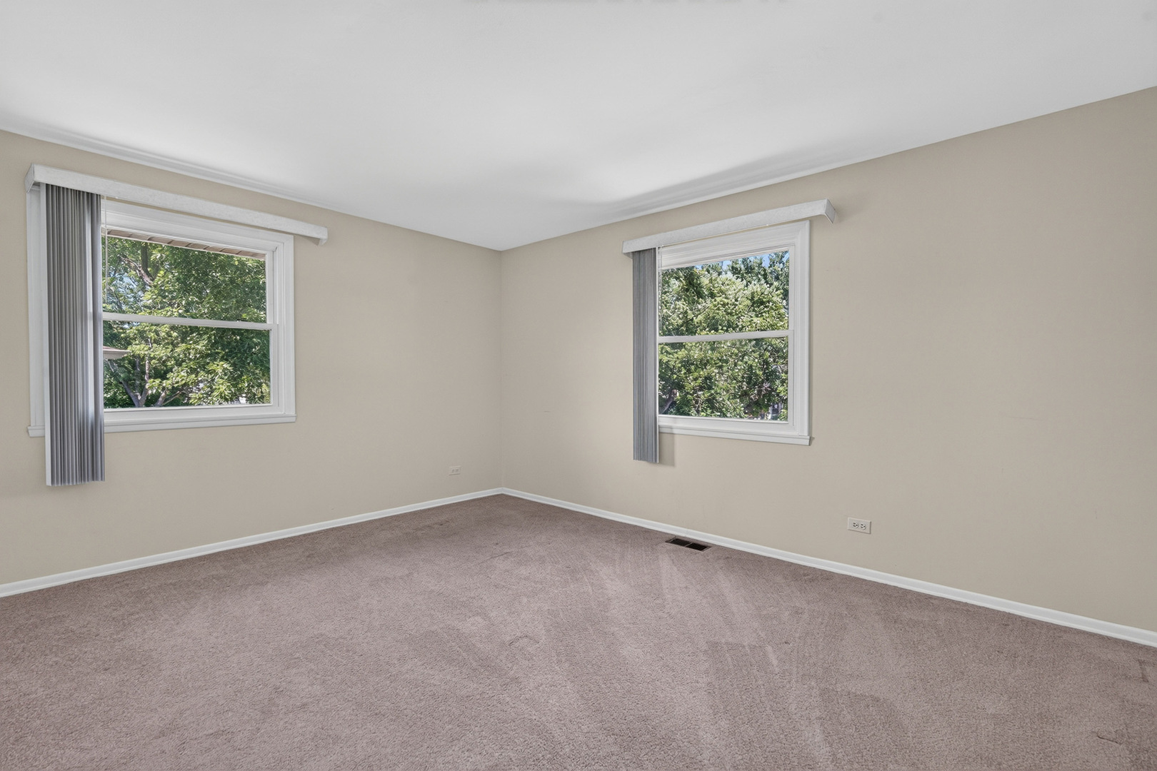 12705228 Property Photo 21
