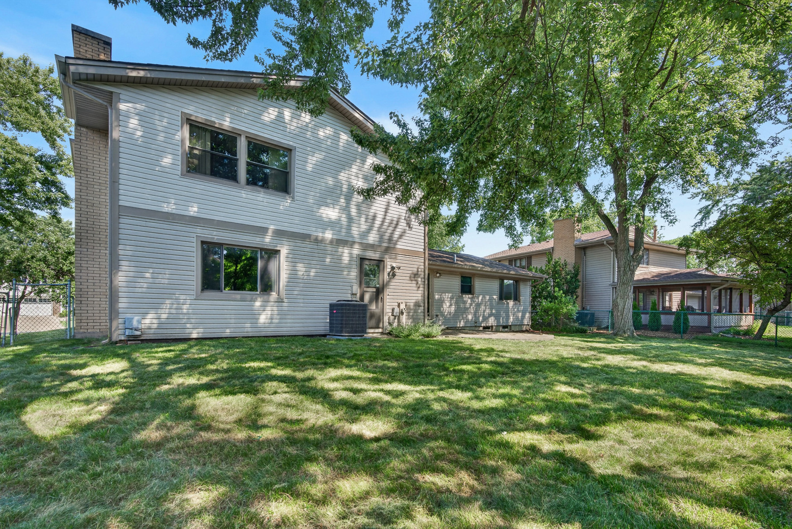 12705228 Property Photo 29