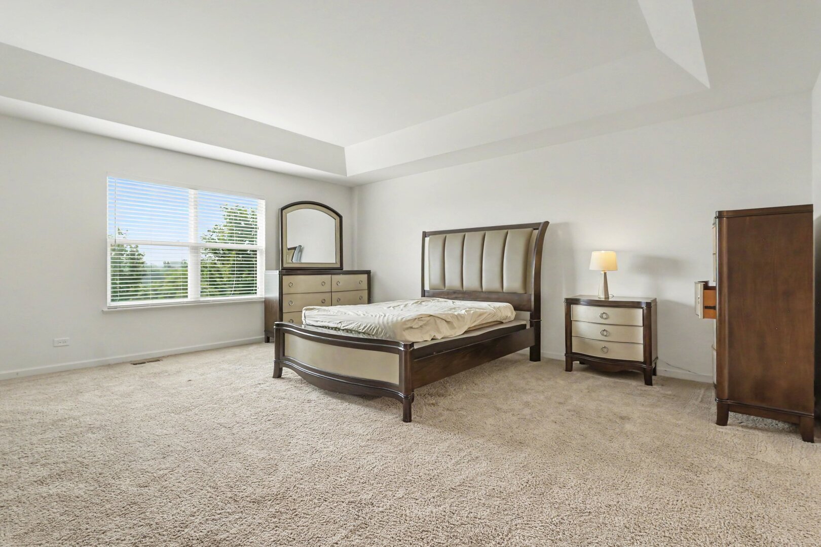 3575 Fletcher Lane Property Photo 13