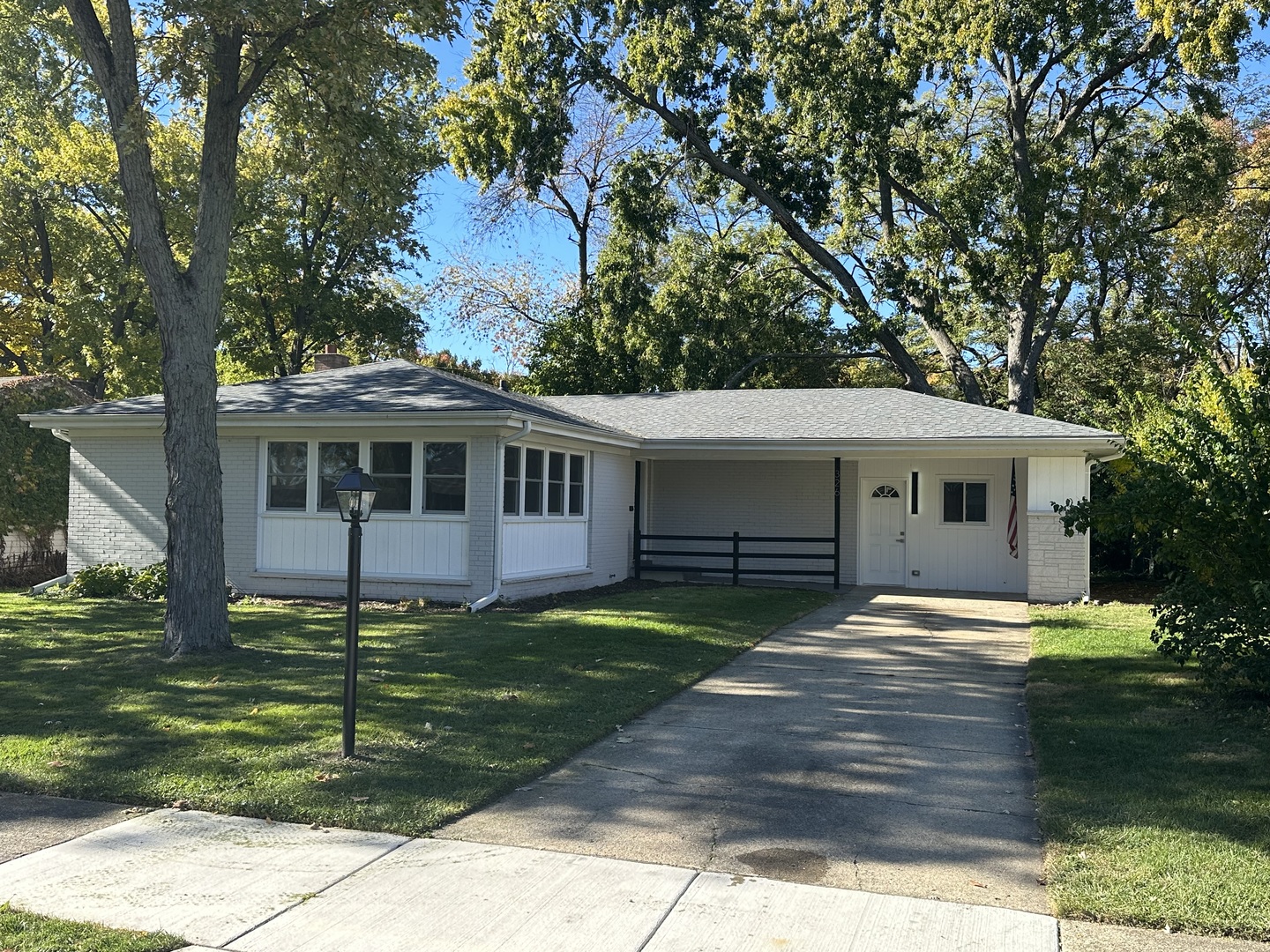 326 Indian Drive Property Photo 4