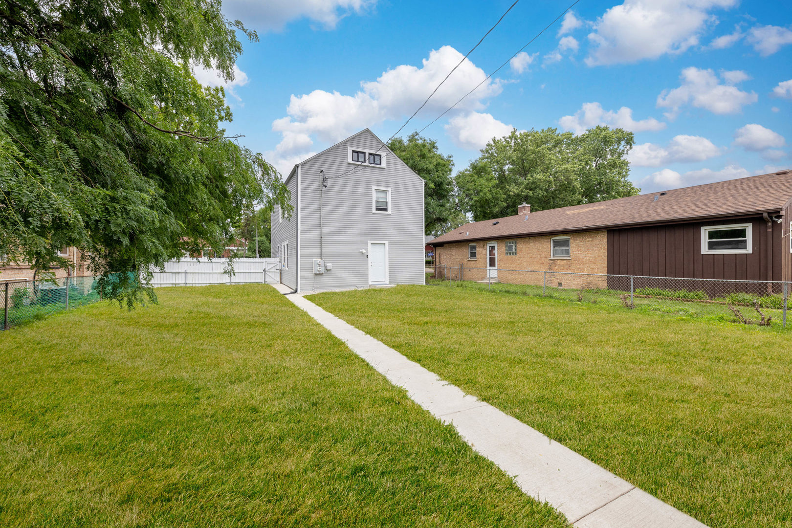 3800 Saint Paul Avenue Property Photo 15