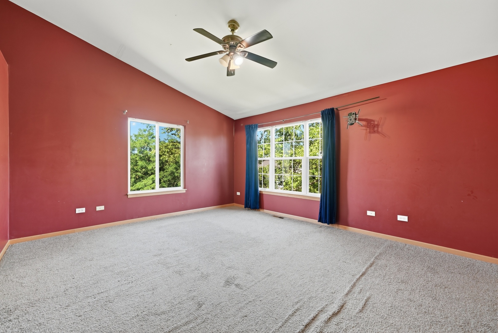 531 Meadow Lily Drive Property Photo 11