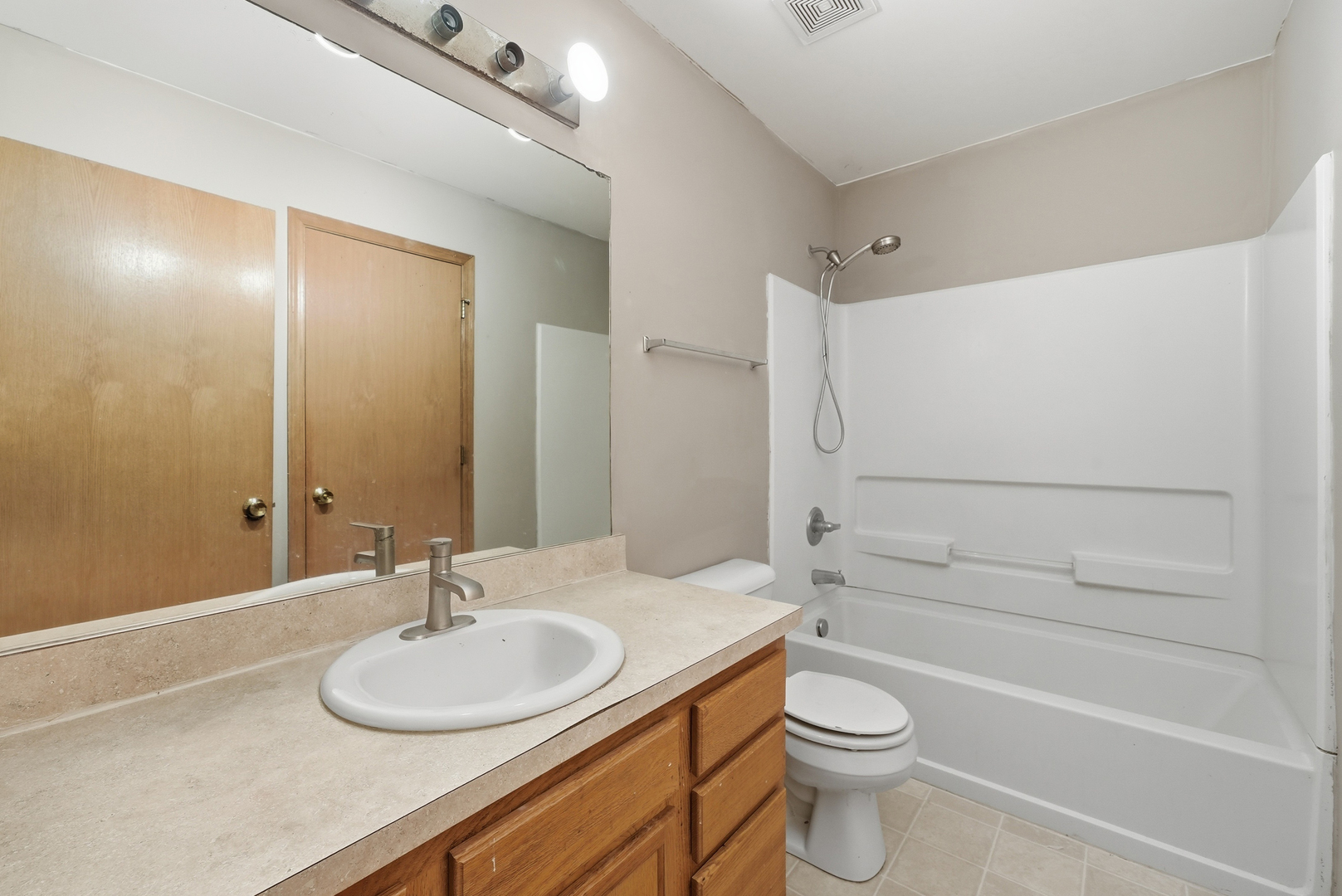 531 Meadow Lily Drive Property Photo 14