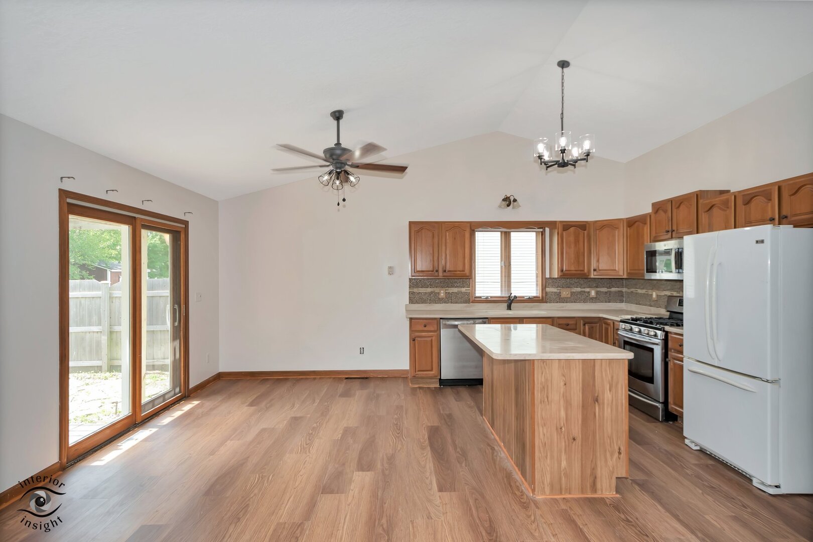 1521 Lady Brunetta Road Property Photo 11
