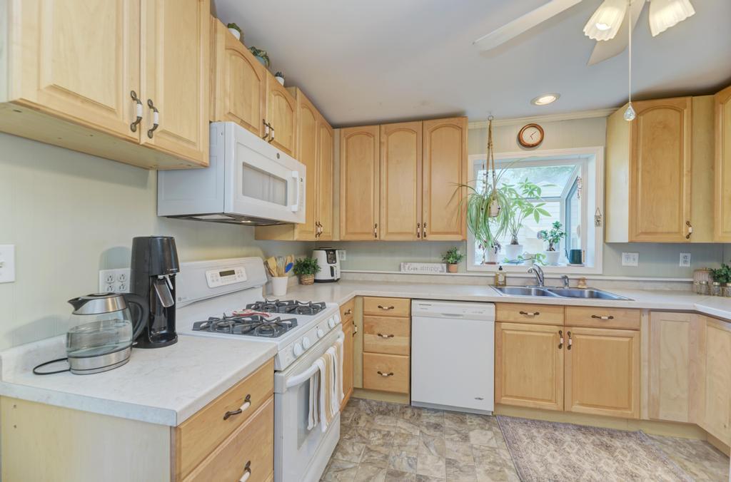 139 N Washington Street Property Photo 16