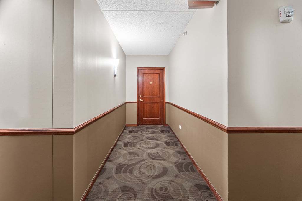 750 Pearson Street 208 Property Photo 4