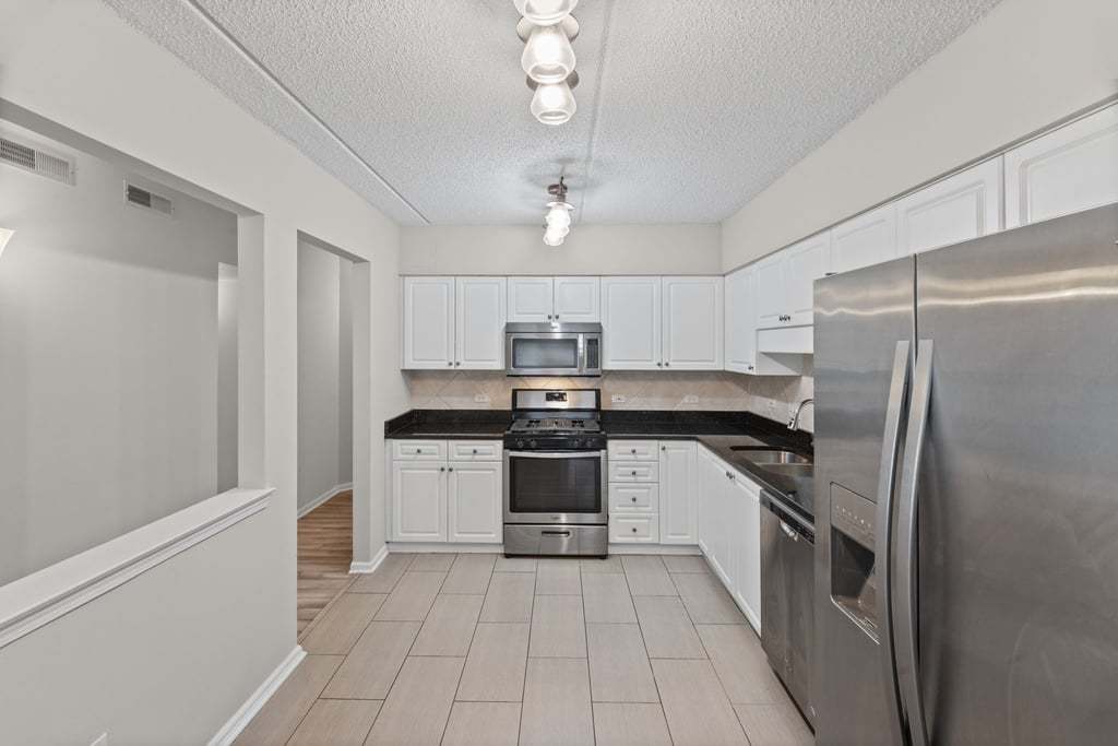 750 Pearson Street 208 Property Photo 13