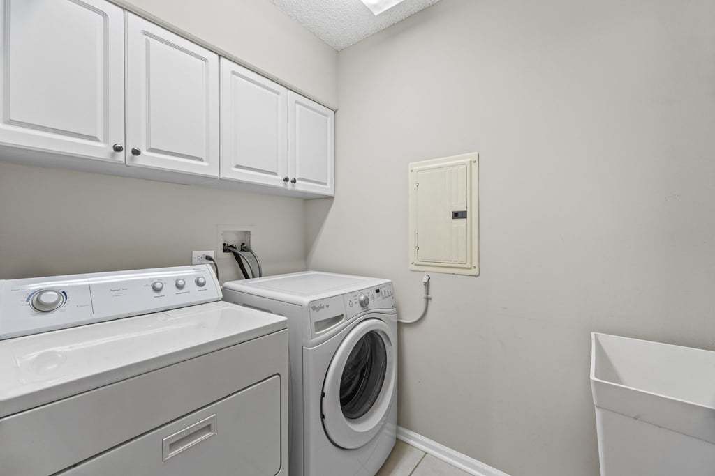 750 Pearson Street 208 Property Photo 25
