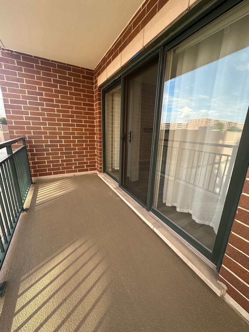 750 Pearson Street 208 Property Photo 27
