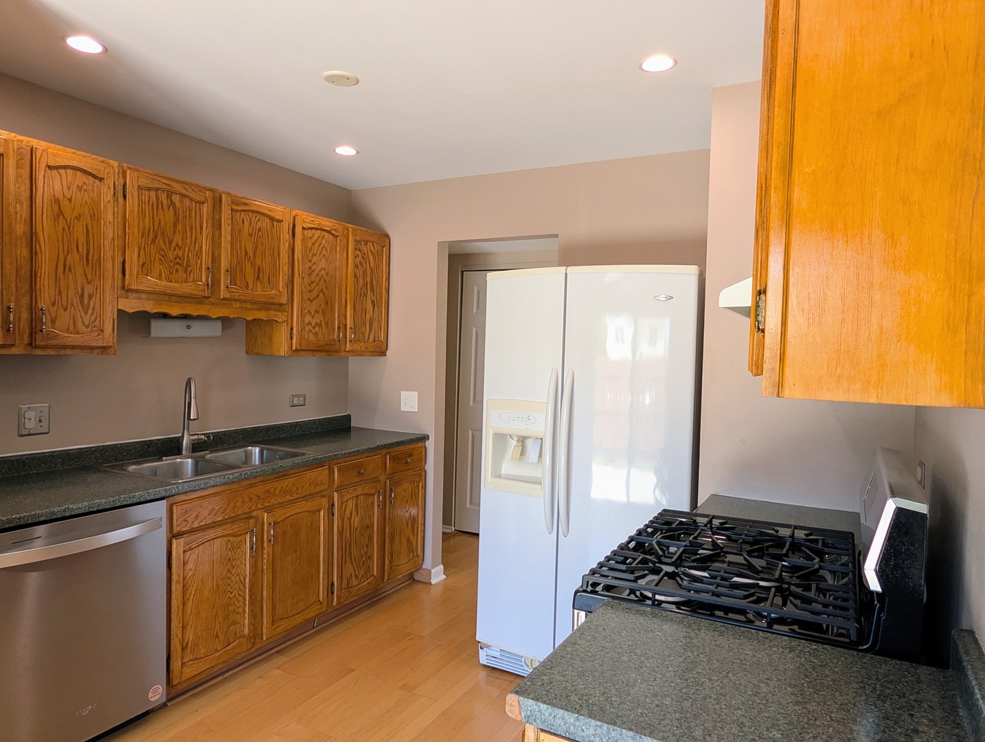 1 Oak Meadow Court Property Photo 6