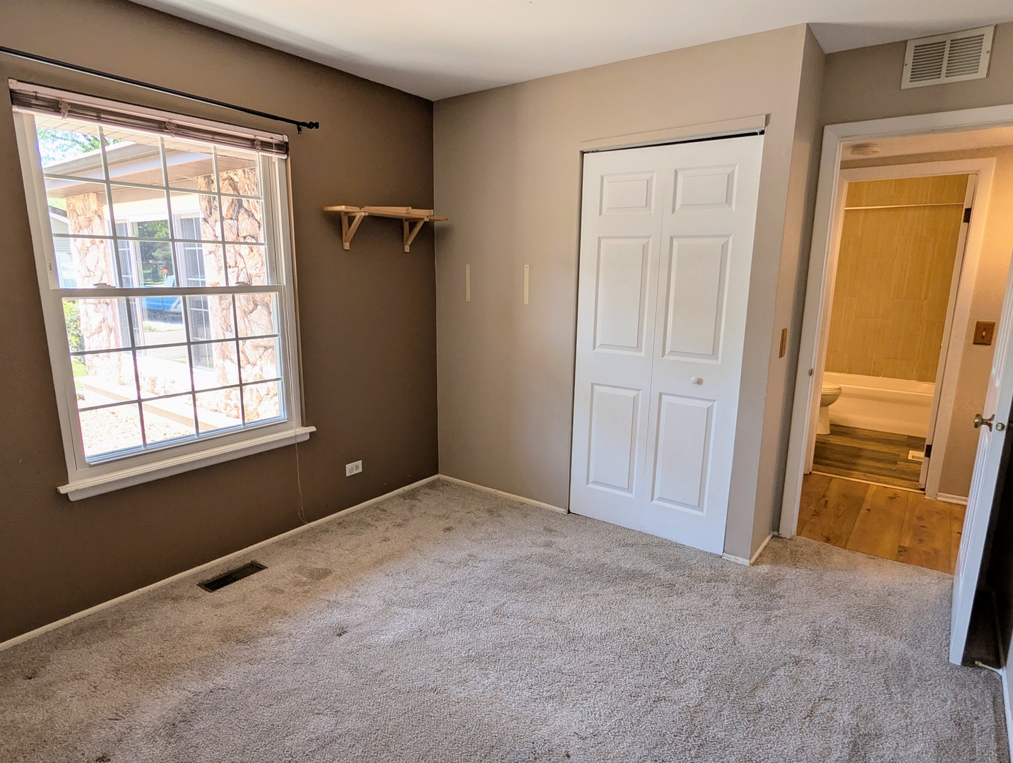 1 Oak Meadow Court Property Photo 13