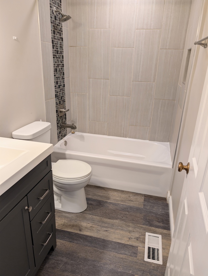 1 Oak Meadow Court Property Photo 15