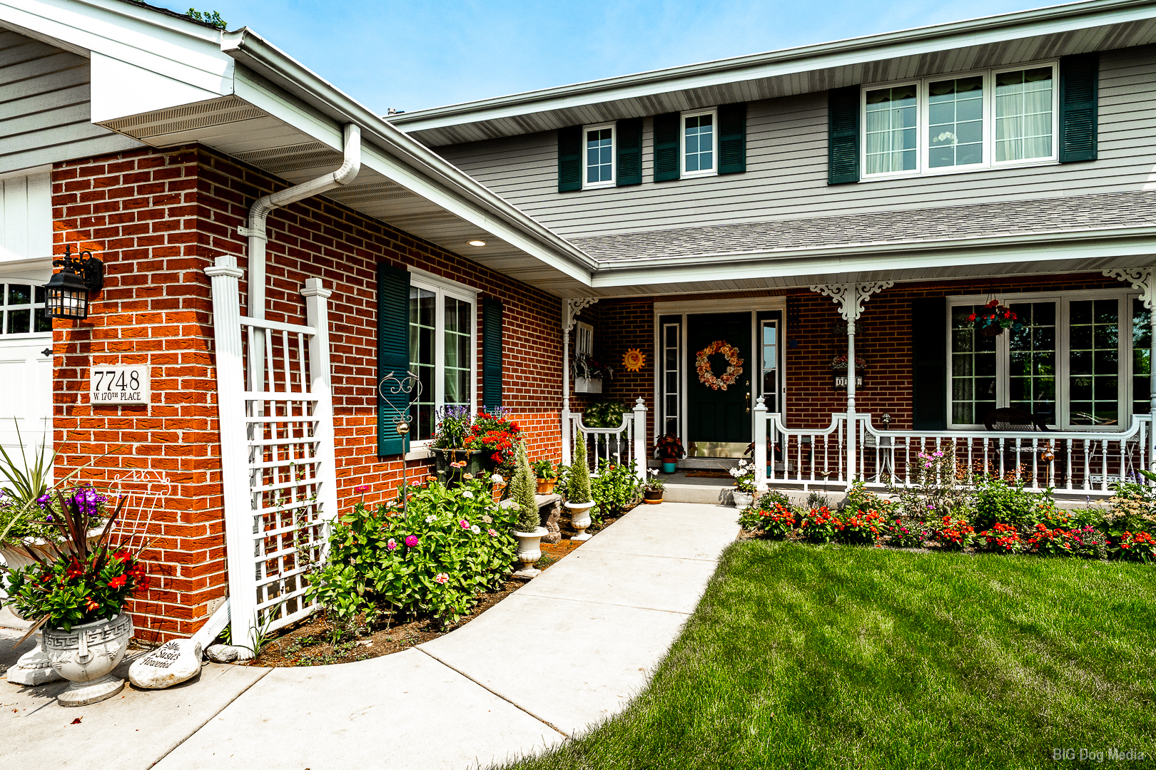 7748 170th Place Property Photo 3