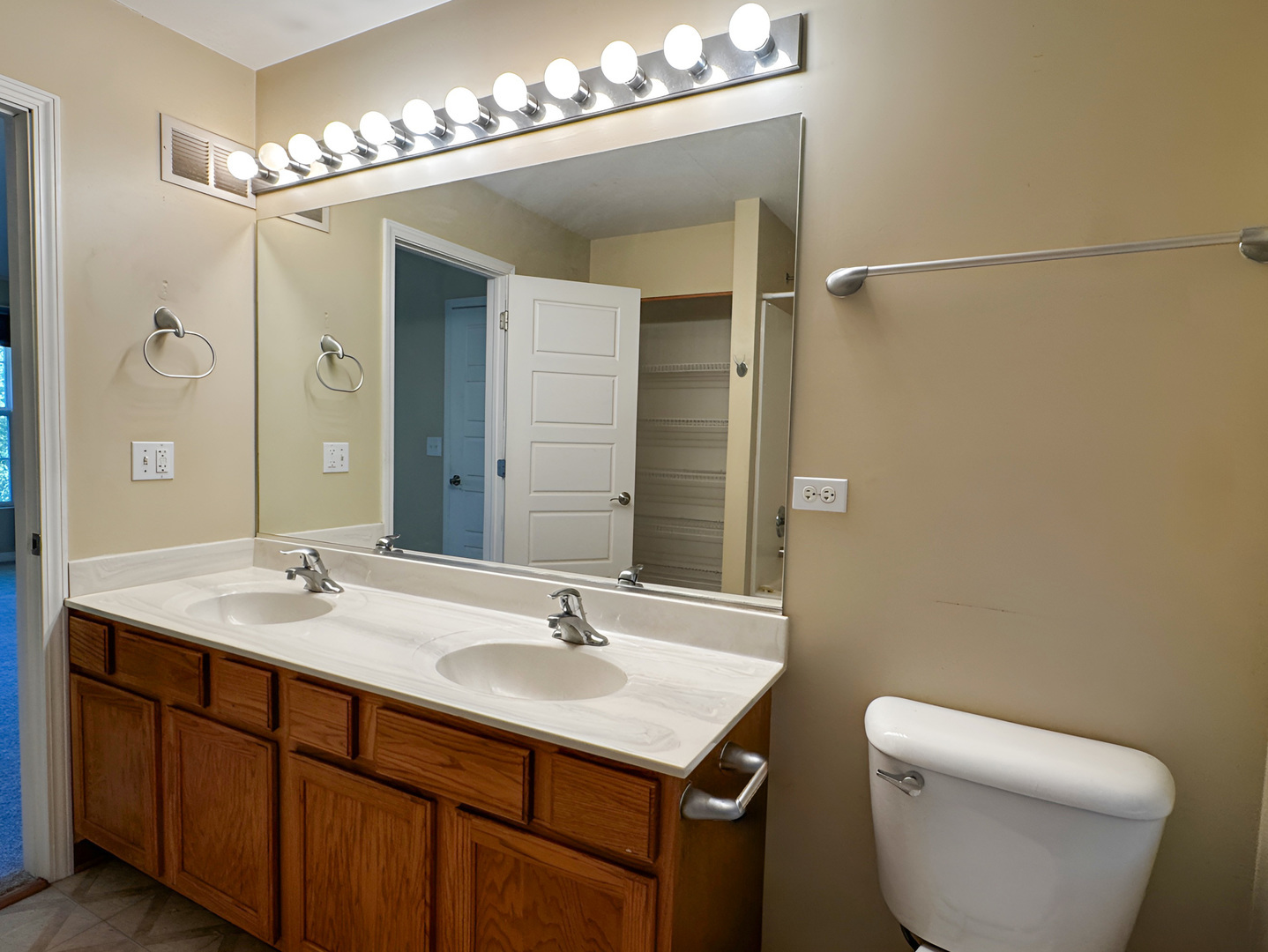 568 Truman Drive Property Photo 19