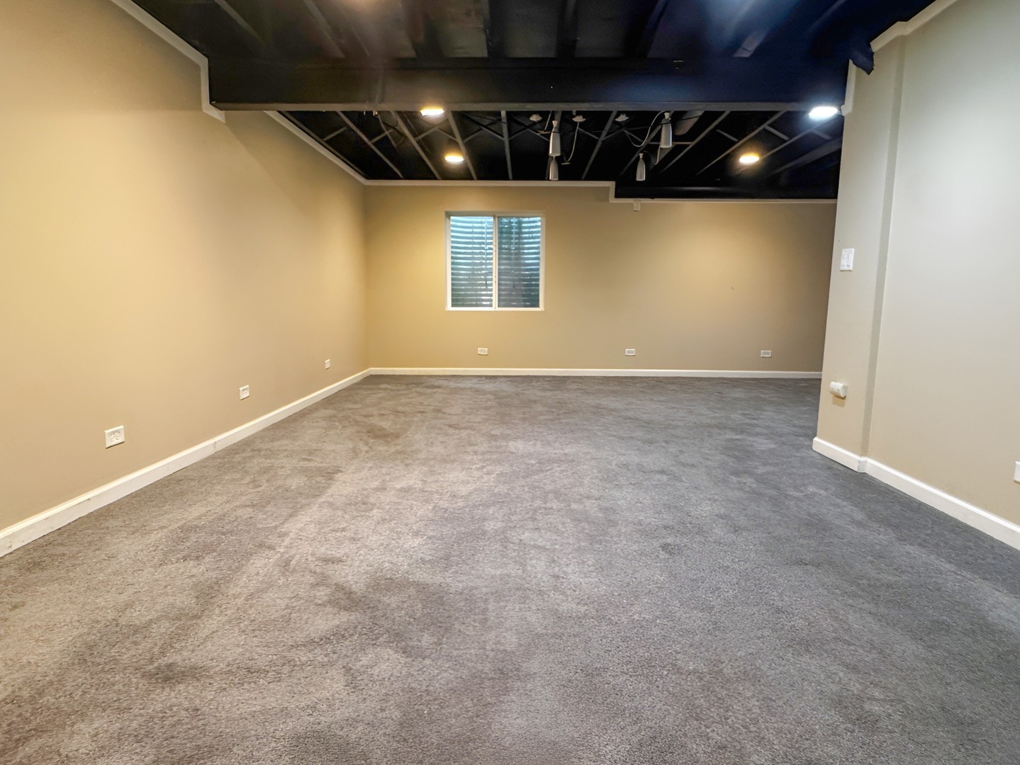 568 Truman Drive Property Photo 26