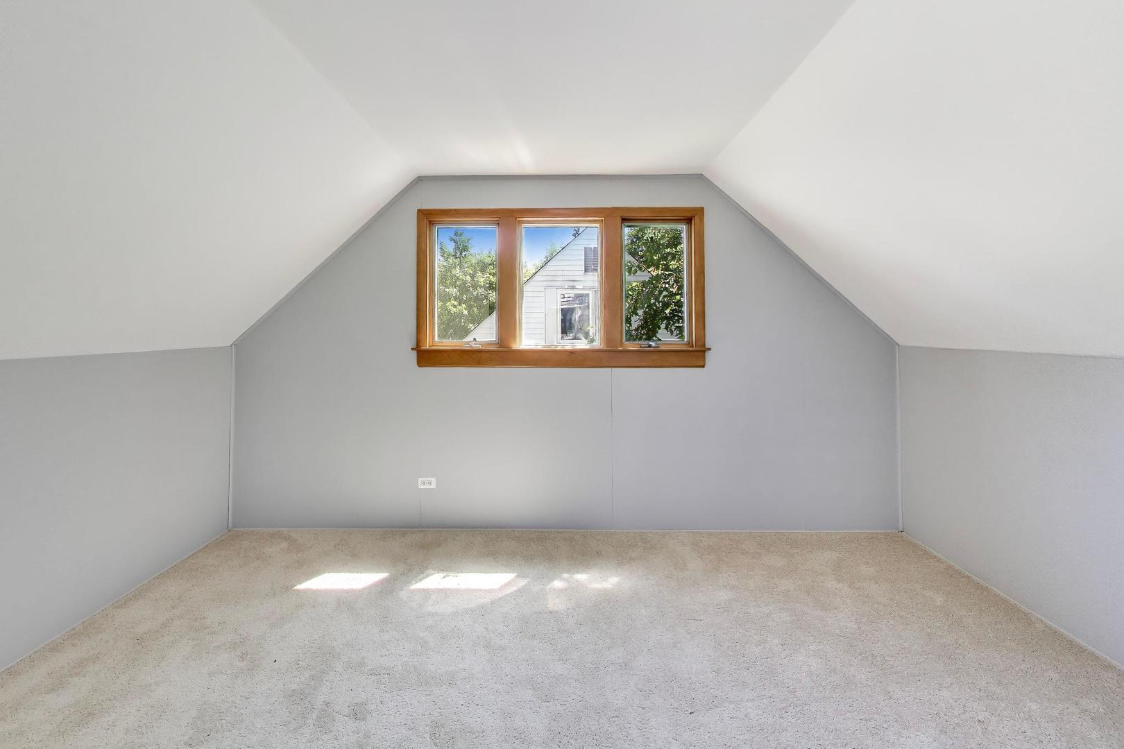 413 Winnemac Street Property Photo 14