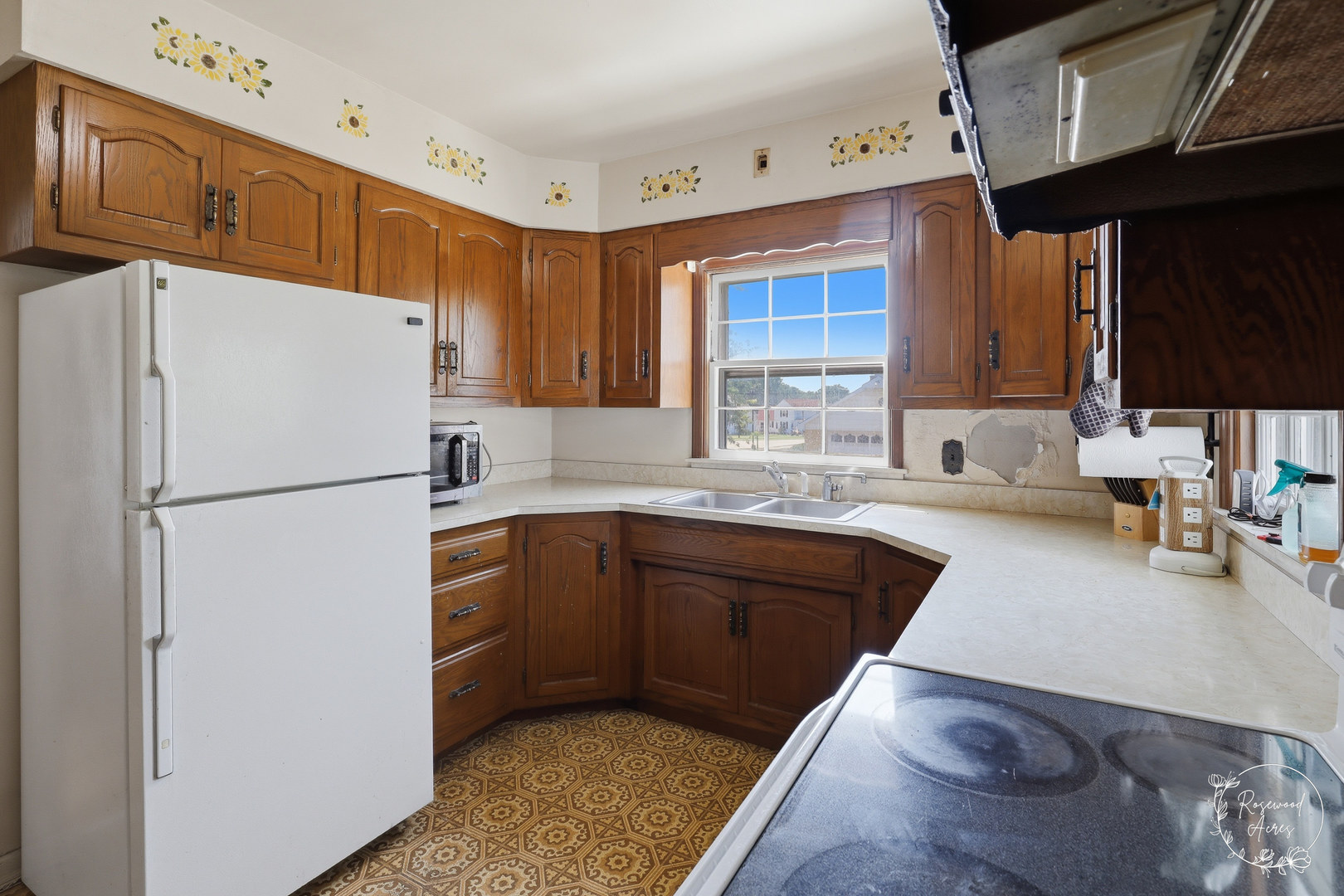 531 Penfield Street Property Photo 7